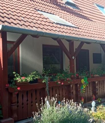 Maria Apartman Балатонкерестур Экстерьер фото